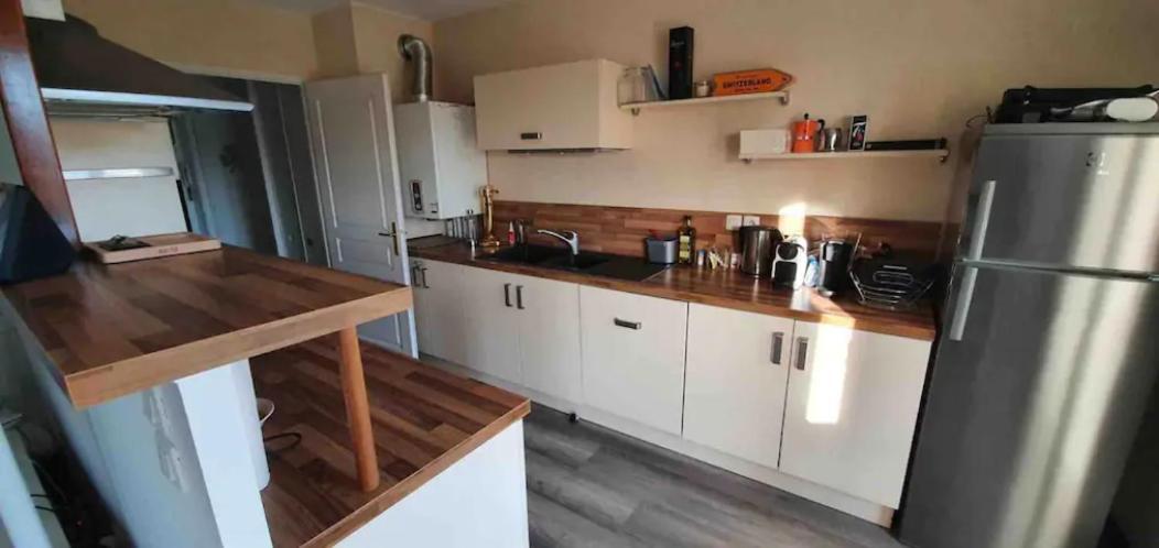 Tichnich Appartement - 2 Bedrooms - 1 Min Away From Train Station 安纳马斯 外观 照片
